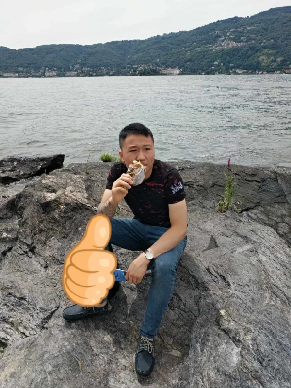 绚烂背后的平淡的第一张照片--德化征婚网