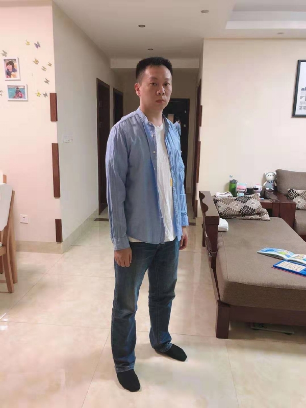 以勒的第一张照片--德化征婚网