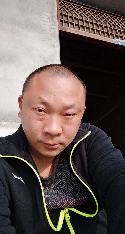 马克的第一张照片--德化征婚网