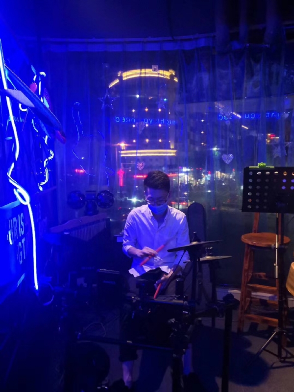 凤梨罐头的第一张照片--德化征婚网