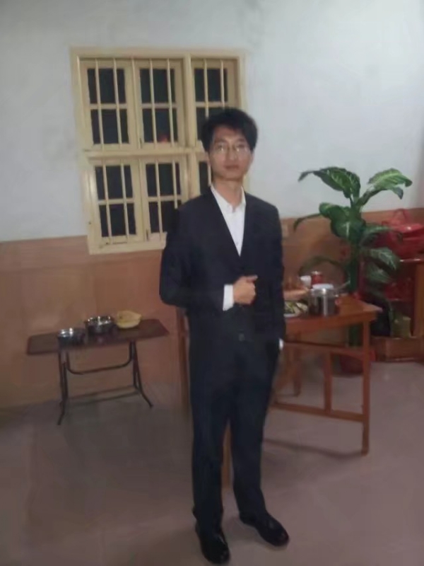 潇湘剑雨的第一张照片--德化征婚网