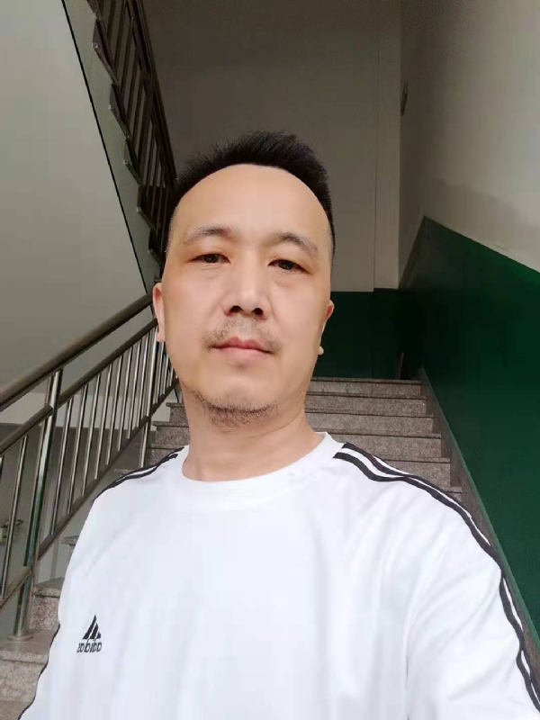 假如风有颜色的第一张照片--德化征婚网
