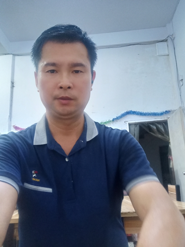 我是自强不息的第一张照片--德化征婚网