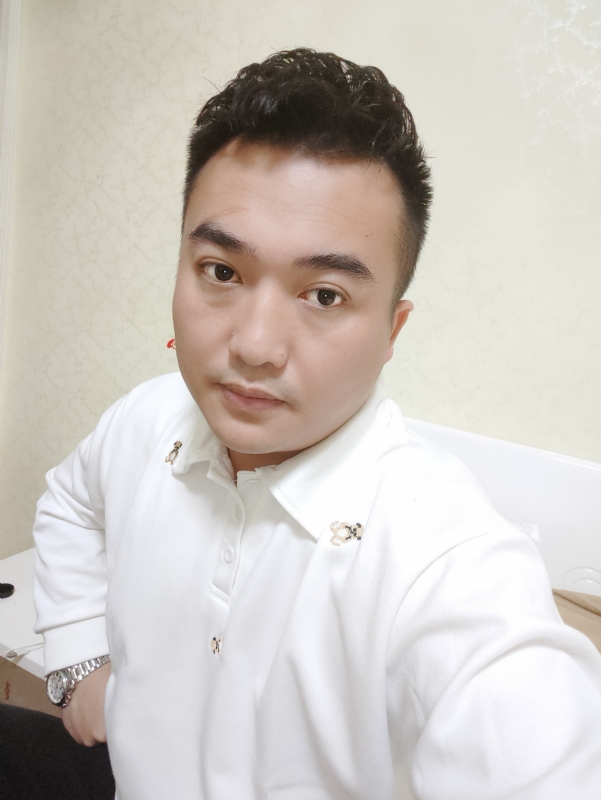 哈哈先生的第三张照片--德化征婚网