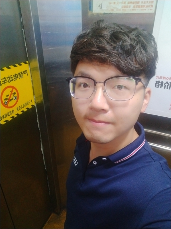 H先生的第二张照片--德化征婚网