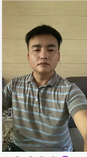 走在红毯那一天的第二张照片--德化征婚网