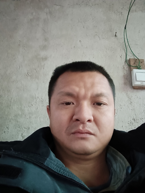 兰成龙的第二张照片--德化征婚网