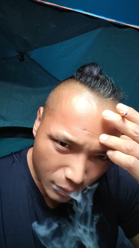 伯爵的第四张照片--德化征婚网