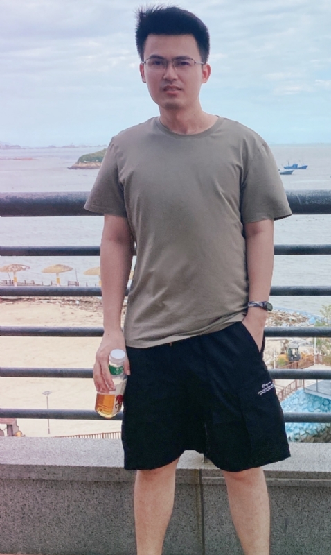 火花的第一张照片--德化征婚网